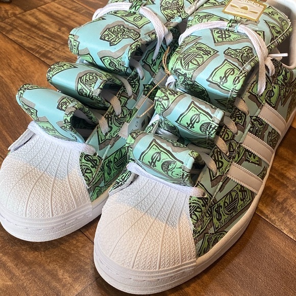 Adidas Originals x Jeremy Scott • Money Print Superstar Sneakers - Picture 3 of 16